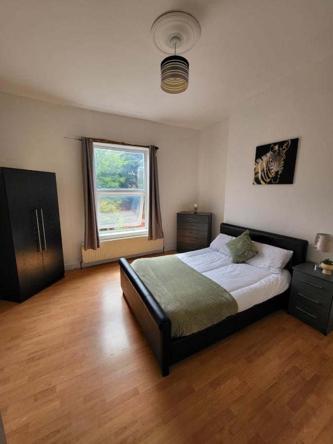 Mcf Short Stay Accommodation - Handsworth Birmingam Exterior foto